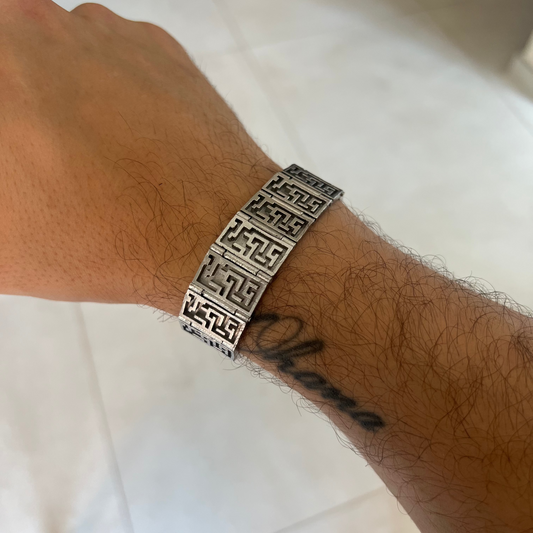 Maze bracelet