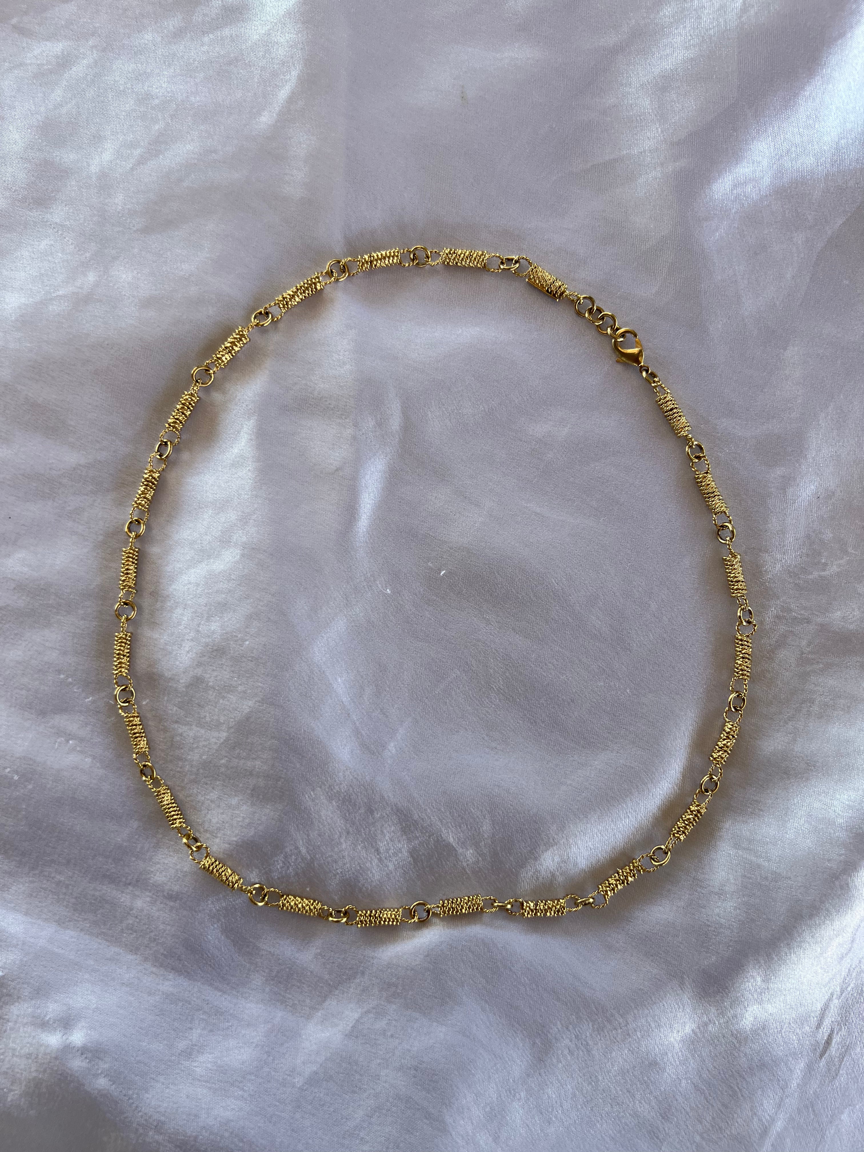 Collana Molle