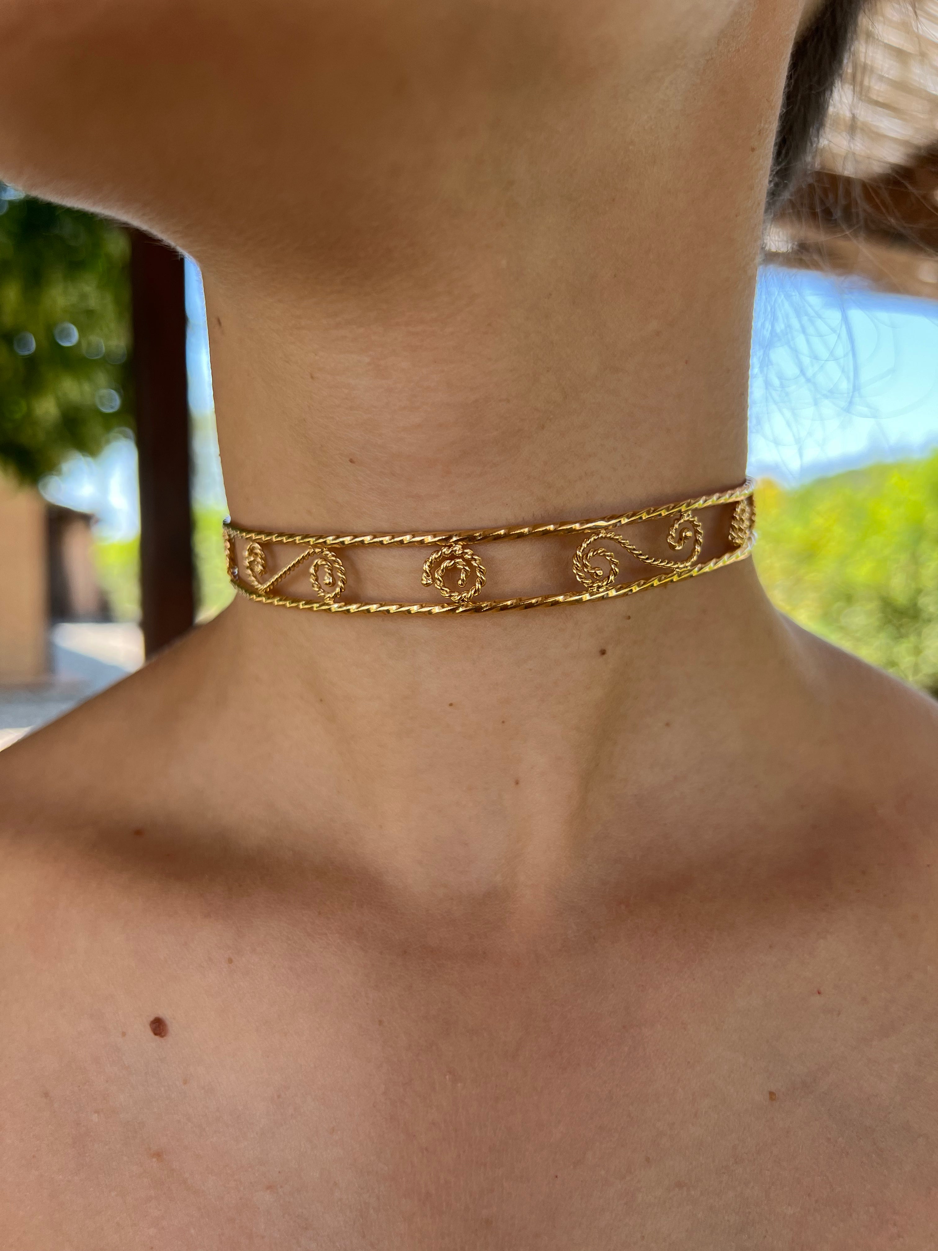 Chocker Waves